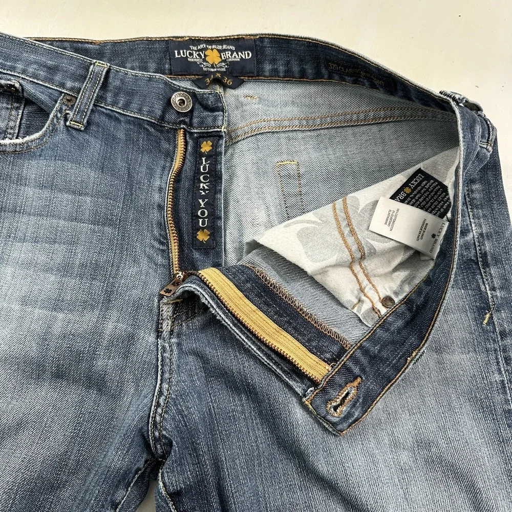 Lucky Brand 329 Straight Jeans Men actual 34x34‎ Blue Distressed Italian Denim